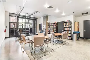 333 NW 9th Ave, Portland, OR 97209 - Photo 31