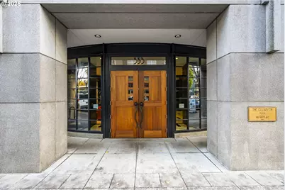 333 NW 9th Ave #713, Portland, OR 97209 - Photo 3