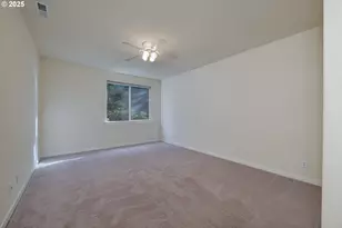 384 SW 105th Terrace, Portland, OR 97225 - Photo 17