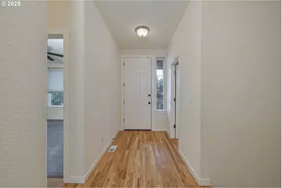 384 SW 105th Ter, Portland, OR 97225 - Photo 15