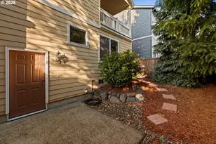 384 SW 105th Terrace, Portland, OR 97225 - Photo 25