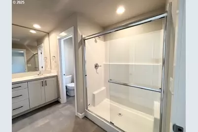 1555 N Young St, Lafayette, OR 97127 - Photo 17