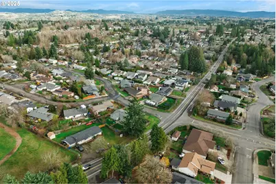 820 SE Barnes Ave, Gresham, OR 97080 - Photo 47