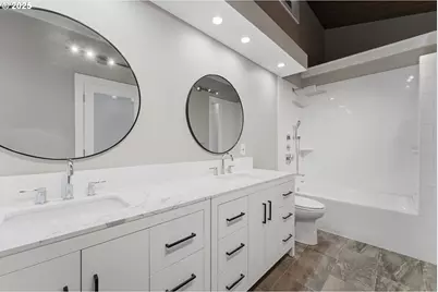 820 SE Barnes Ave, Gresham, OR 97080 - Photo 35