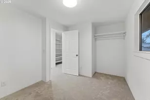 820 SE Barnes Ave, Gresham, OR 97080 - Photo 13