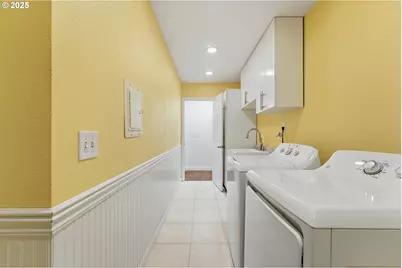 820 SE Barnes Ave, Gresham, OR 97080 - Photo 27