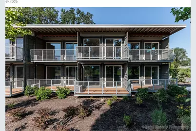 245 N 7th St #2, Saint Helens, OR 97051 - Photo 3