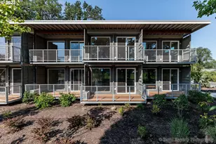 245 N 7th St, Saint Helens, OR 97051 - Photo 3