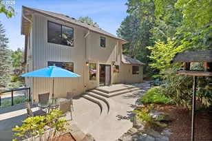 10052 SW Balmer Cir, Portland, OR 97219 - Photo 39