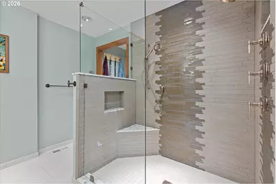 10052 SW Balmer Cir, Portland, OR 97219 - Photo 27