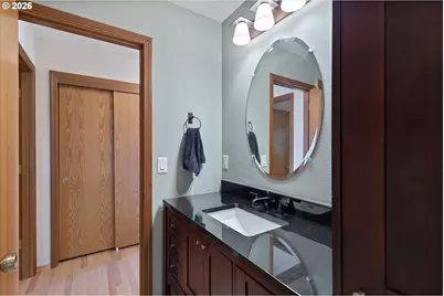 10052 SW Balmer Cir, Portland, OR 97219 - Photo 19