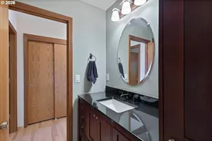 10052 SW Balmer Cir, Portland, OR 97219 - Photo 19