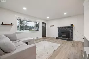 712 S Willamette St, Newberg, OR 97132 - Photo 3