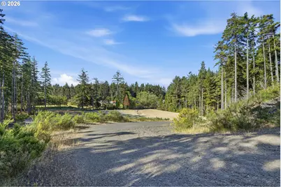 2215 Garfield St, North Bend, OR 97459 - Photo 15