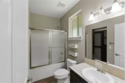 699 N Morrison St, Coos Bay, OR 97420 - Photo 17