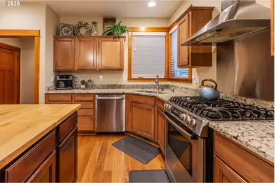 1110 Red Tail Loop, Hood River, OR 97031 - Photo 23