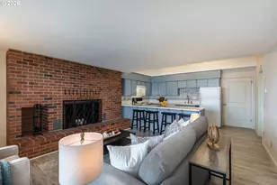 555 Grey Cliffs Dr, Saint Helens, OR 97051 - Photo 21