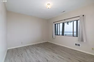 555 Grey Cliffs Dr, Saint Helens, OR 97051 - Photo 25