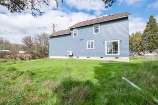 371 E 2nd Ave, Junction City, OR 97448 - Photo 41