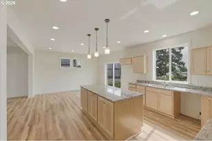 371 E 2nd Ave, Junction City, OR 97448 - Photo 9