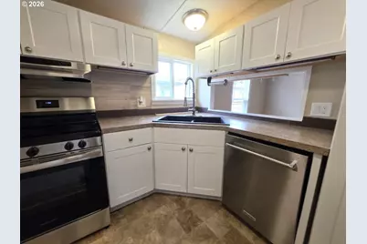 338 SE Egbert Ave, Siletz, OR 97380 - Photo 19