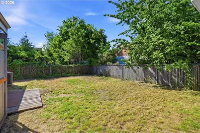 1303 NE Logan St, McMinnville, OR 97128 - Photo 23