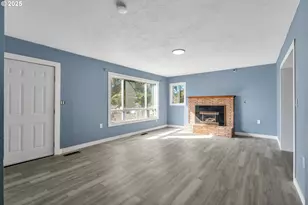 271 N 3rd St, Jefferson, OR 97352 - Photo 5