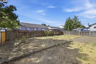 3906 Century Dr, Eugene, OR 97402 - Photo 41