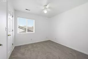 3906 Century Dr, Eugene, OR 97402 - Photo 35
