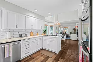 17985 St Clair Dr, Lake Oswego, OR 97034 - Photo 13