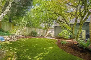 17985 St Clair Dr, Lake Oswego, OR 97034 - Photo 25