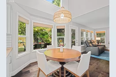 17985 Saint Clair Dr, Lake Oswego, OR 97034 - Photo 17