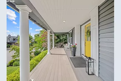 17985 Saint Clair Dr, Lake Oswego, OR 97034 - Photo 3