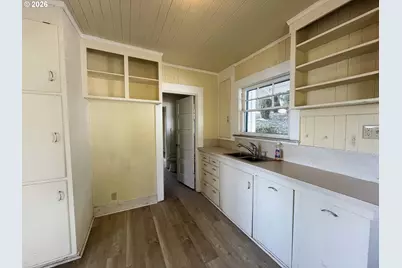 83187 Clear Lake Rd, Florence, OR 97439 - Photo 9