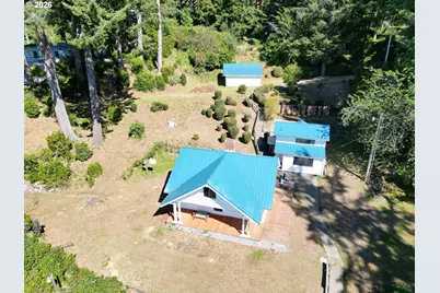 83187 Clear Lake Rd, Florence, OR 97439 - Photo 7