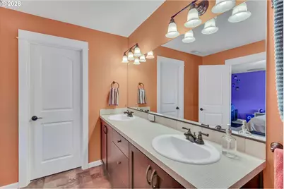 404 Vine Ave, Woodburn, OR 97071 - Photo 39