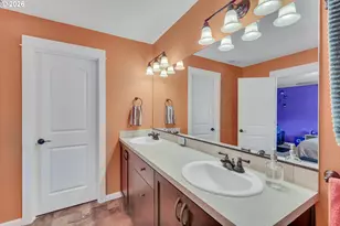 404 Vine Ave, Woodburn, OR 97071 - Photo 39