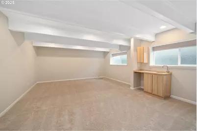 2541 NW Marsden Pl, Portland, OR 97229 - Photo 27