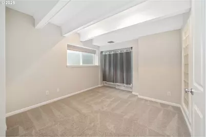 2541 NW Marsden Pl, Portland, OR 97229 - Photo 33