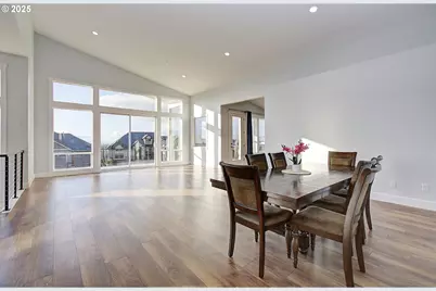 1920 NW Klickitat St, Camas, WA 98607 - Photo 7