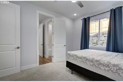 1920 NW Klickitat St, Camas, WA 98607 - Photo 27