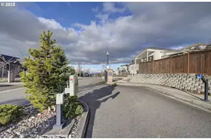 1920 NW Klickitat St, Camas, WA 98607 - Photo 47