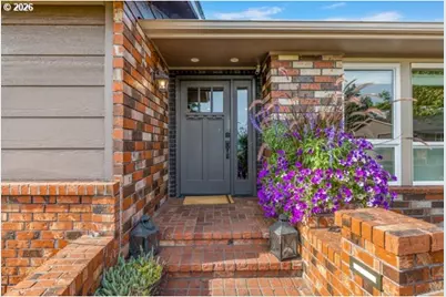 109 Bond Dr, Castle Rock, WA 98611 - Photo 5
