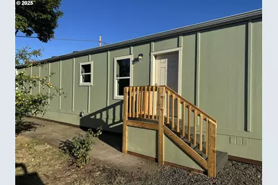 1085 W 1st Ave #8, Junction City, OR 97448 - Photo 1