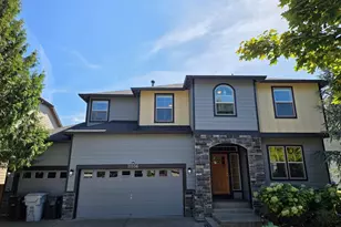 11556 SE Cascade View Dr, Happy Valley, OR 97086 - Photo 1