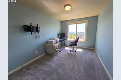 11556 SE Cascade View Dr, Happy Valley, OR 97086 - Photo 23