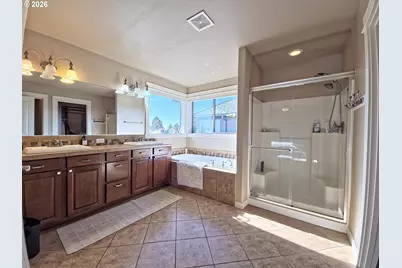 11556 SE Cascade View Dr, Happy Valley, OR 97086 - Photo 25