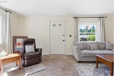 3115 SW Illinois St, Portland, OR 97239 - Photo 3
