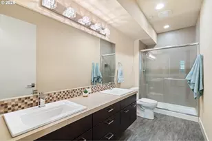 3425 SW 57th Ave, Portland, OR 97221 - Photo 25