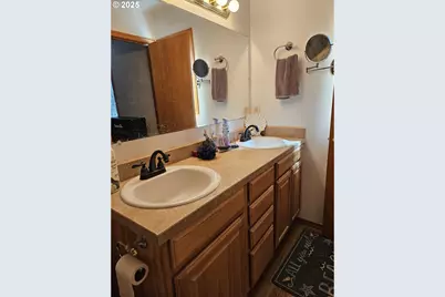 510 NE Yamhill St, Sheridan, OR 97378 - Photo 13